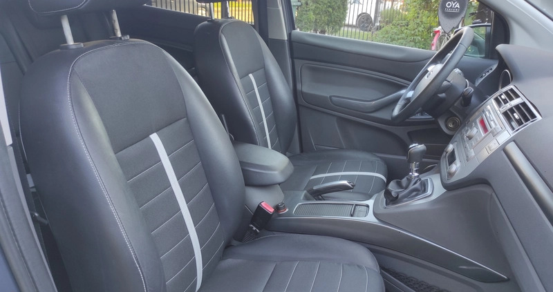 Ford Kuga cena 33900 przebieg: 223000, rok produkcji 2011 z Ryki małe 781
